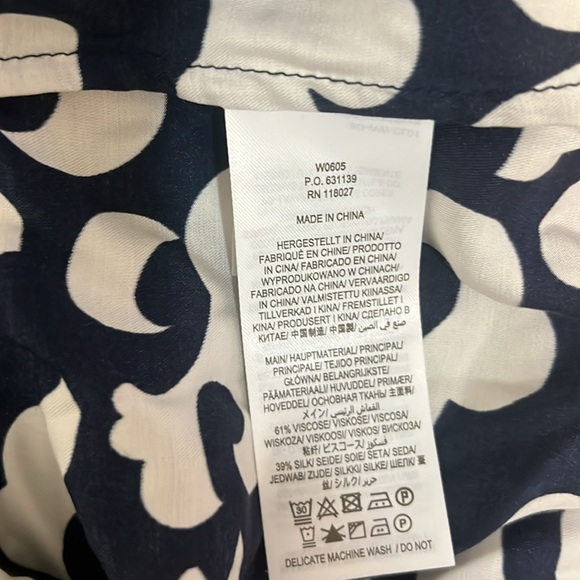 Navy/white sleeveless top - Picture 4 of 6